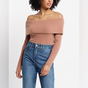 EUC Express Cozy Ribbed Off The Shoulder Overlay Warm Taupe Sweater size medium